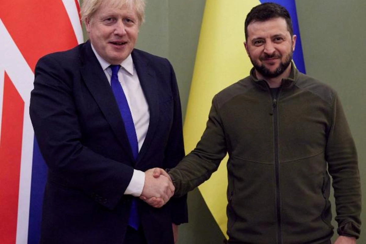 Zelenski Consonla telefonla DANIŞDI