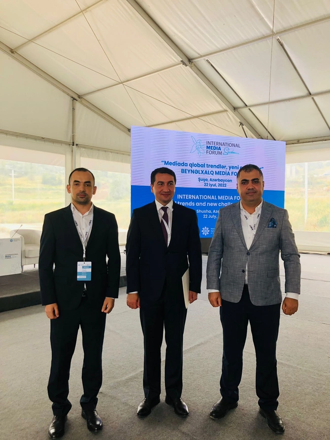 Şuşadan qeydlər: mediamızın yeni dövrünün real mənzərəsi — FOTOLAR Şuşadan qeydlər: mediamızın yeni dövrünün real mənzərəsi — FOTOLAR