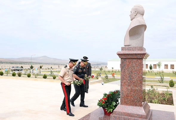 Zakir Həsənov: “Ordumuz istənilən döyüş tapşırığını yerinə yetirməyə hazır və qadirdir” — FOTO