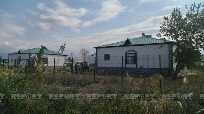 Ağalı kəndinə köçürülən əhali yeni tikilən evlərdə yerləşdirildi — FOTOLAR