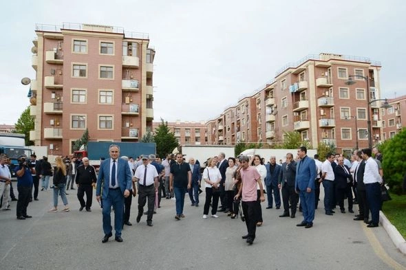Ağalı kəndinə əhalinin köçürülməsinin birinci mərhələsi başa çatdı — FOTOLAR Ağalı kəndinə əhalinin köçürülməsinin birinci mərhələsi başa çatdı — FOTOLAR