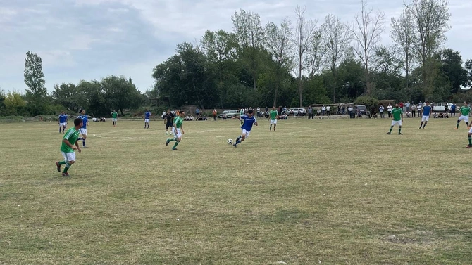 Salyanda şəhidlərin əziz xatirəsinə həsr olunmuş açıq futbol turniri keçirildi — FOTOLAR