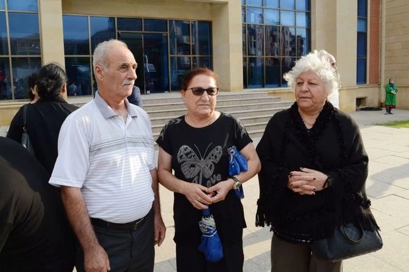Ağalı kəndinə əhalinin köçürülməsinin birinci mərhələsi başa çatdı — FOTOLAR Ağalı kəndinə əhalinin köçürülməsinin birinci mərhələsi başa çatdı — FOTOLAR