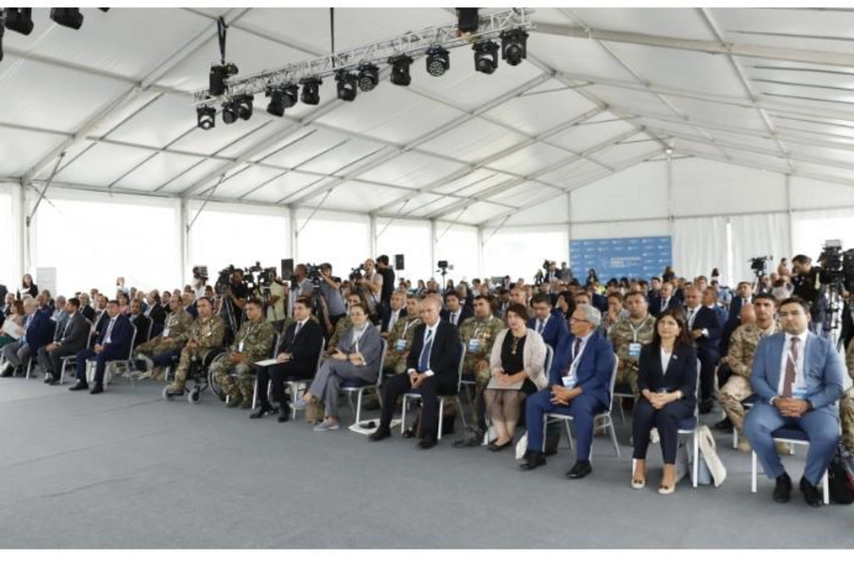 Şuşada keçirilən Beynəlxalq Media Forumu Azərbaycan mediası üçün tarixi hadisədir — FOTOLAR
