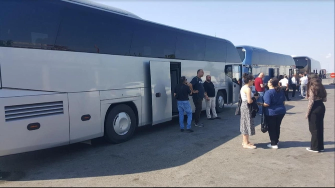Diaspor nümayəndələrinin Şuşaya növbəti səfəri başladı — FOTOLAR