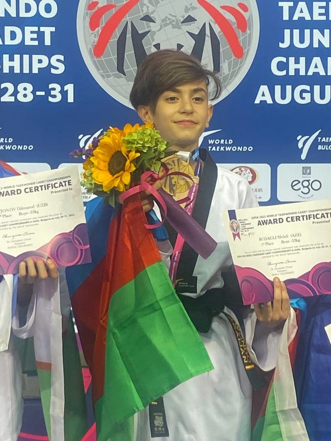Taekvondoçumuz dünya çempionu oldu — İLK DƏFƏ/ FOTO Taekvondoçumuz dünya çempionu oldu — İLK DƏFƏ/ FOTO