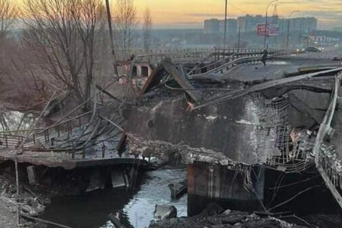Rusların silah daşıdığı körpü partladıldı