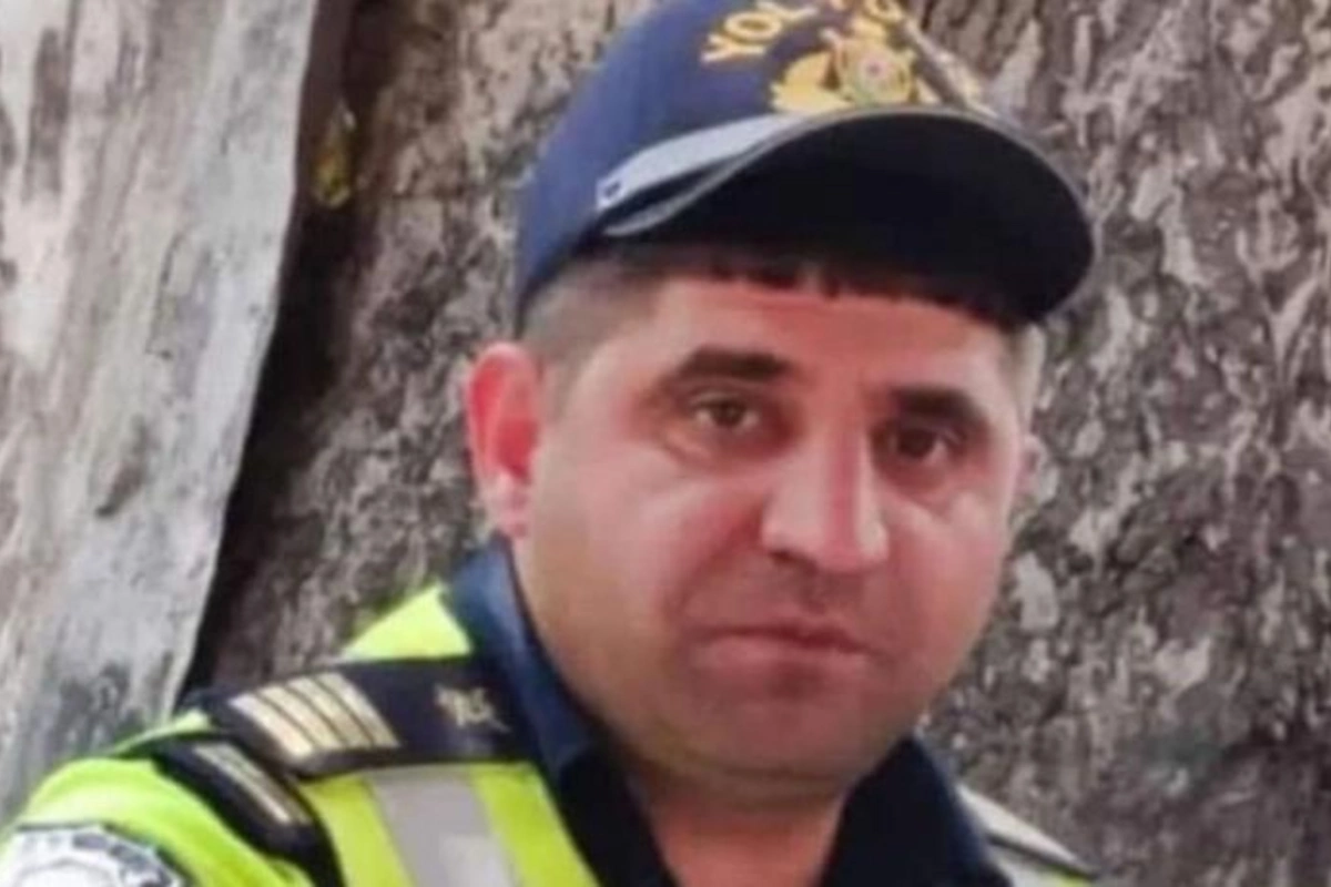 Azərbaycanda polis avtoqəzada öldü