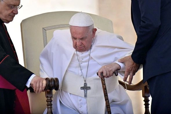 Papa Fransisk istefa verir? — FOTOLAR Papa Fransisk istefa verir? — FOTOLAR