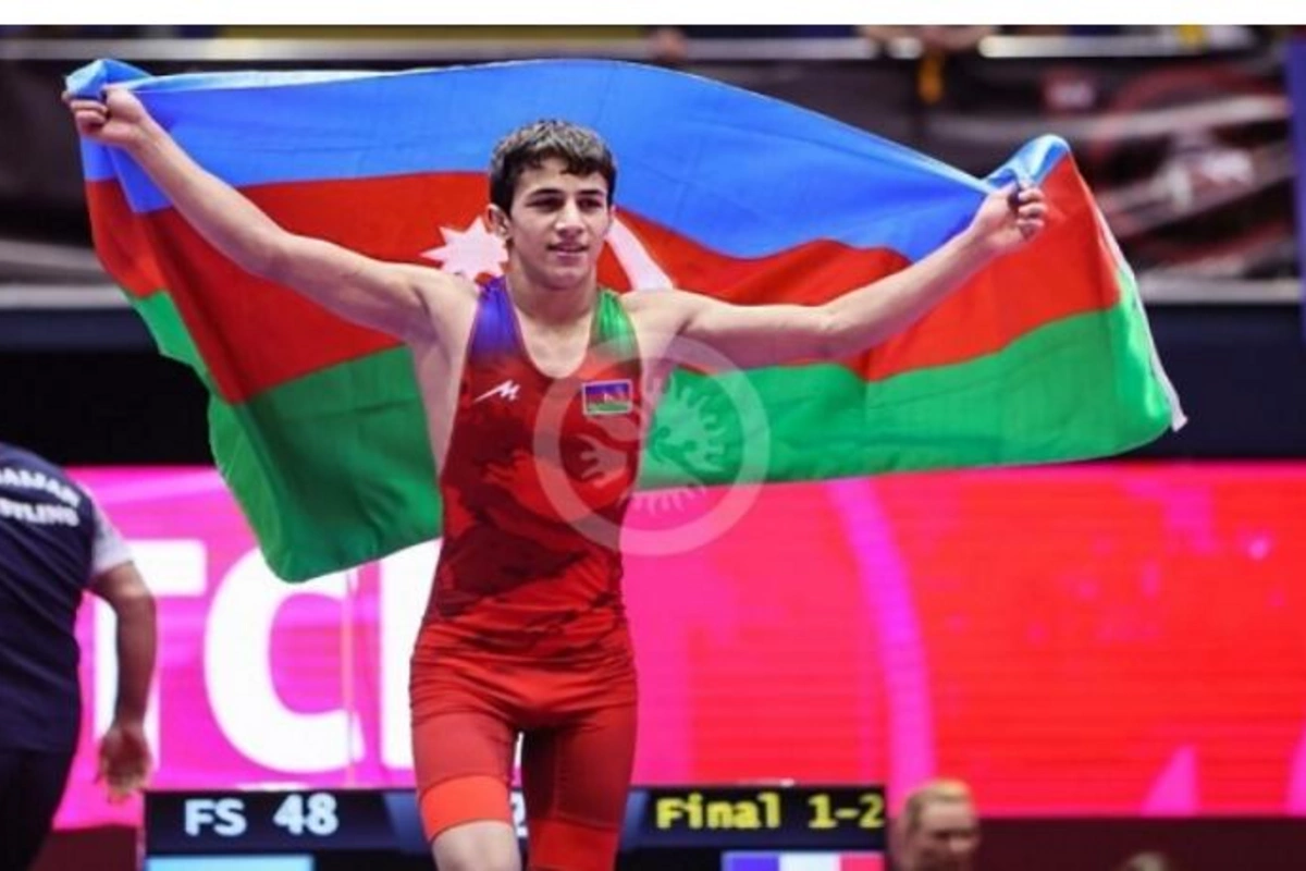 İki güləşçimiz dünya çempionu oldu