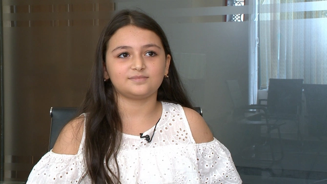 Azyaşlı ixtiraçı ev şəraitində cücə yetişdirdi — FOTO+VİDEO