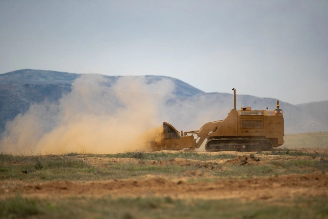 Türkiyə Azərbaycana daha 13 minatəmizləyən maşın göndərdi — FOTOLAR
