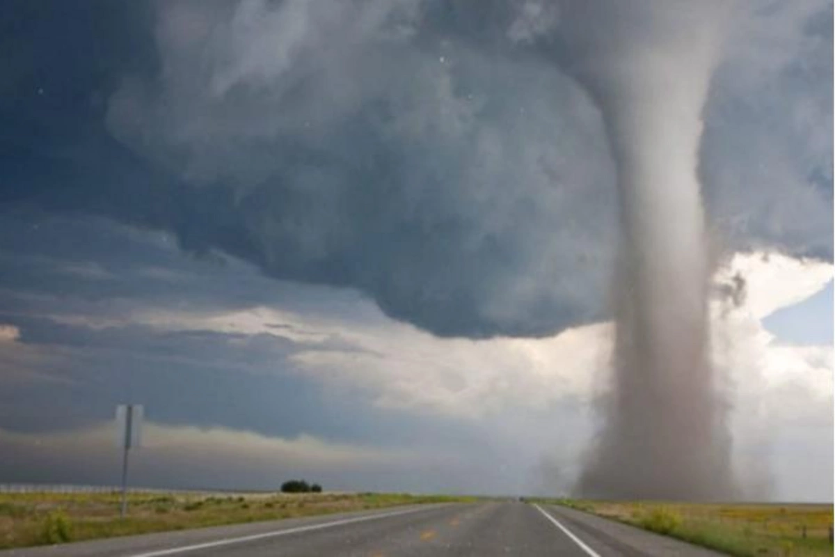 ABŞ-da tornado: 23 nəfər öldü, minlərlə sakin...