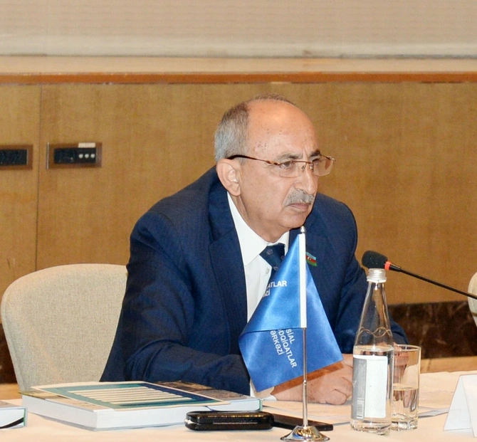 “Tarixi Azərbaycan torpaqlarındakı maddi-mədəni irsimiz: İrəvandan Zəngəzuradək” kitabının təqdimatı keçirildi — FOTOLAR
