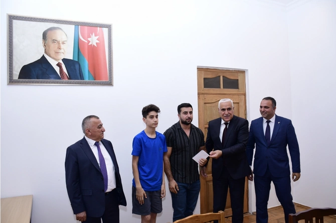 Qaliblər mükafatlandırıldı — FOTOLAR Qaliblər mükafatlandırıldı — FOTOLAR