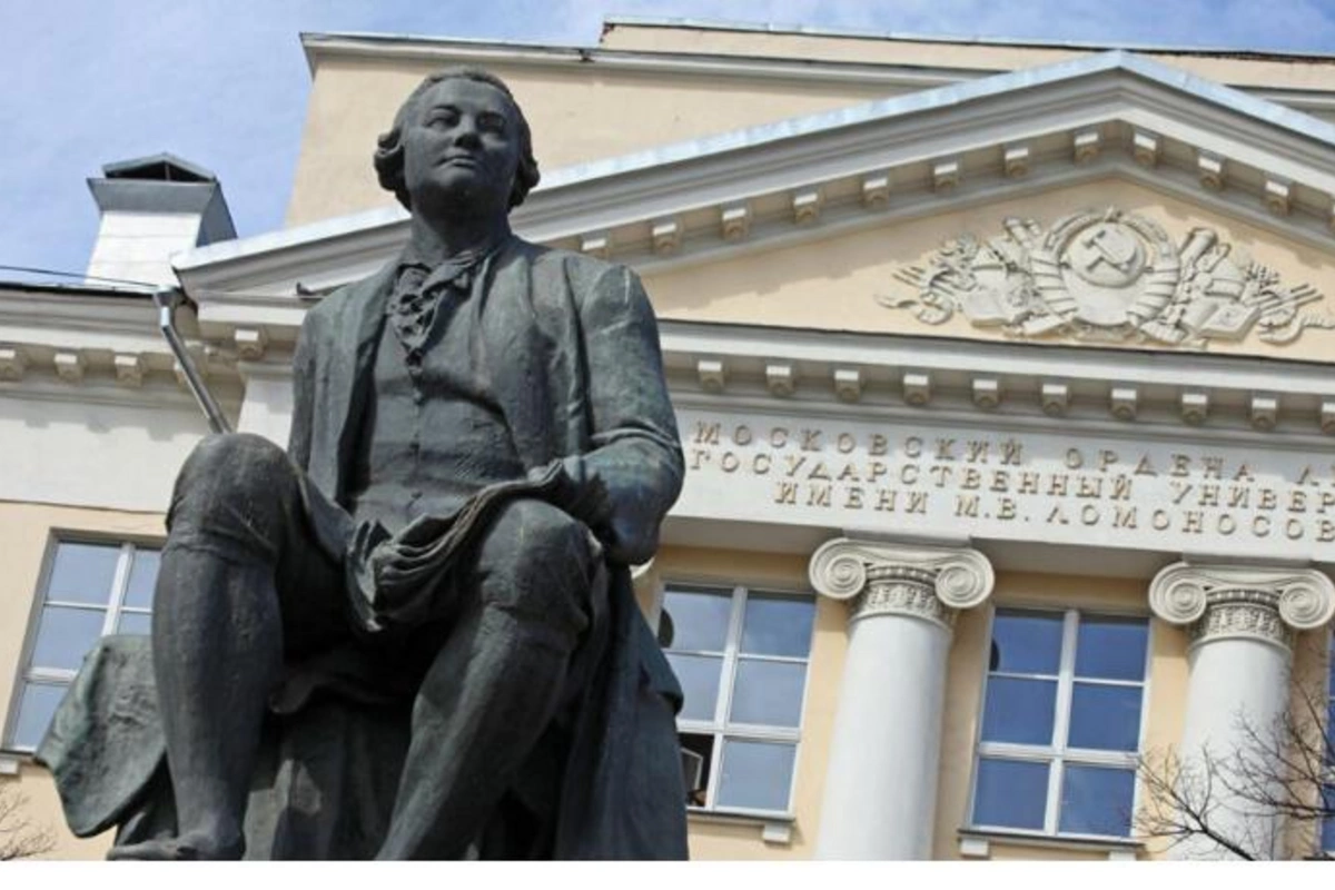 Moskva Dövlət Universitetində “rəngli inqilablara qarşı mübarizə” dərsi keçiləcək