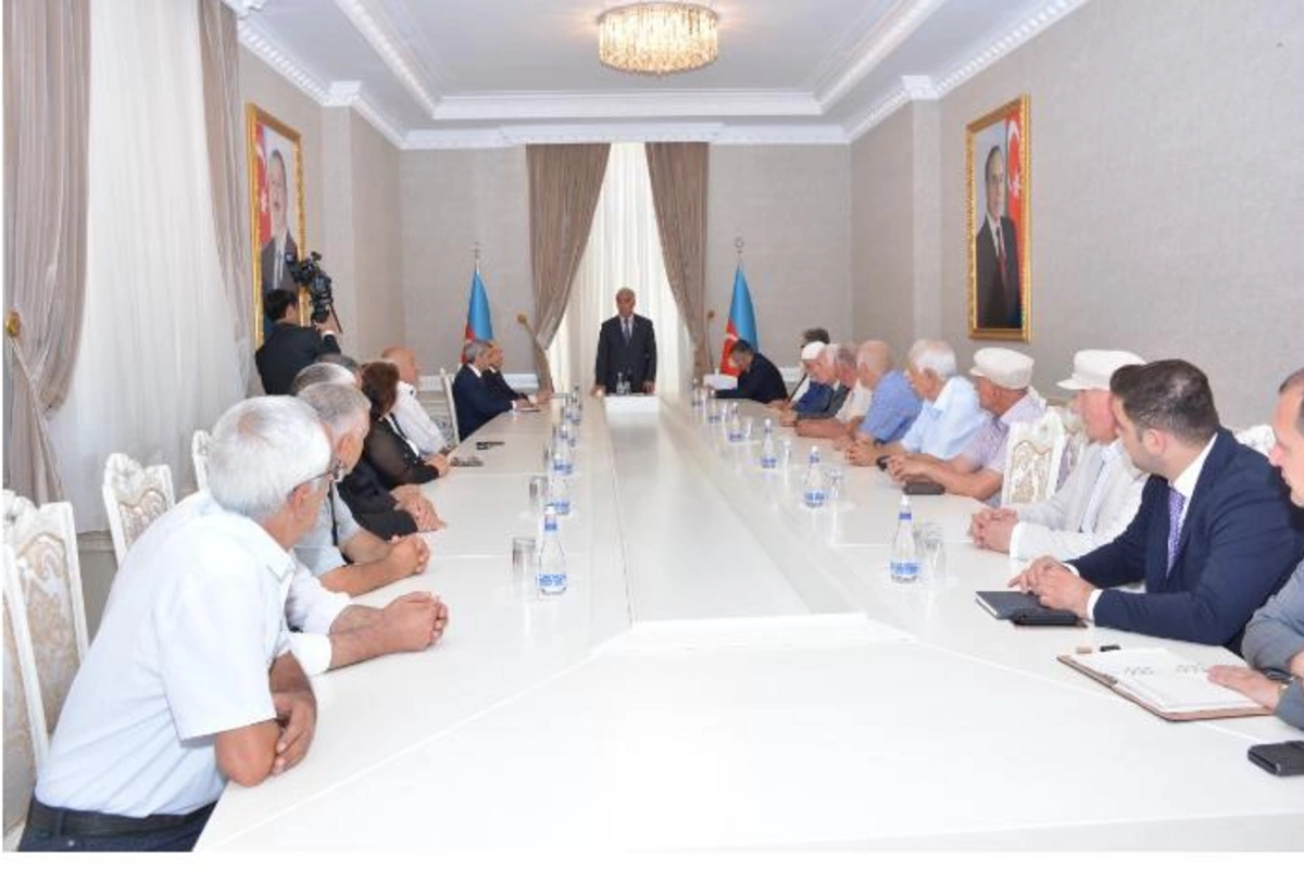 Abşeronda Ağsaqqallar Şurasının konfransı keçirildi — FOTOLAR