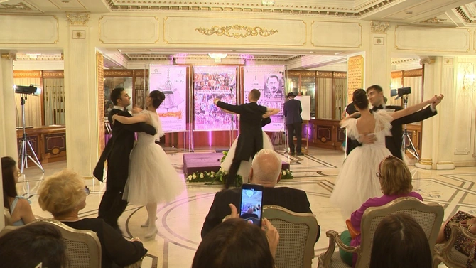 Akademik Musiqili Teatrının əməkdaşları mükafatlandırıldı — FOTOLAR