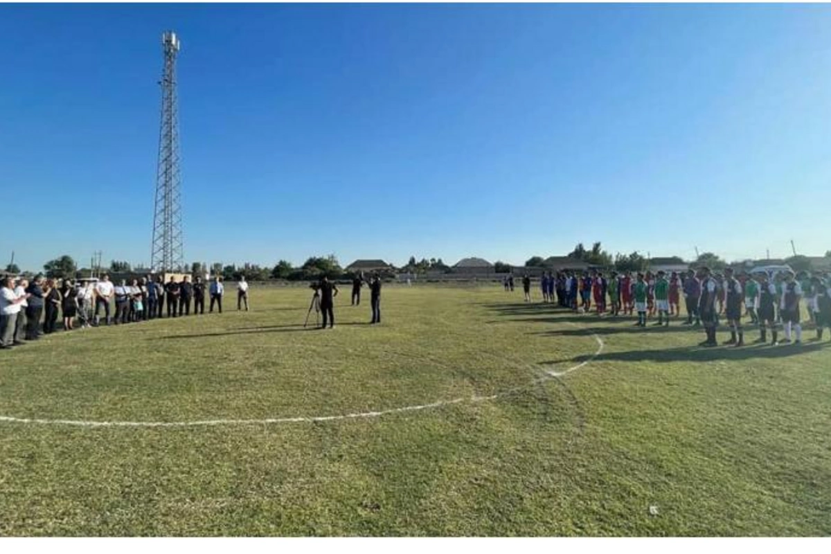 Salyanda şəhidlərin xatirəsinə həsr olunmuş açıq futbol turniri keçirilir — FOTOLAR