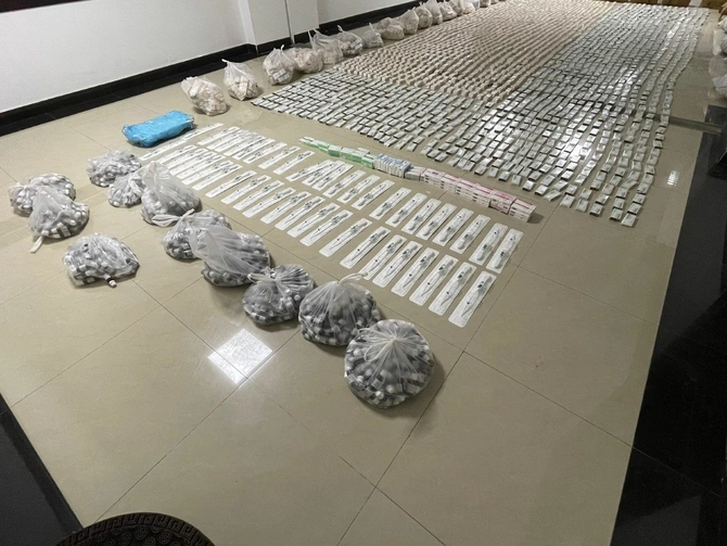Gürcüstandan külli miqdarda dərmanların ölkəyə gətirilməsinin qarşısı alındı — FOTOLAR