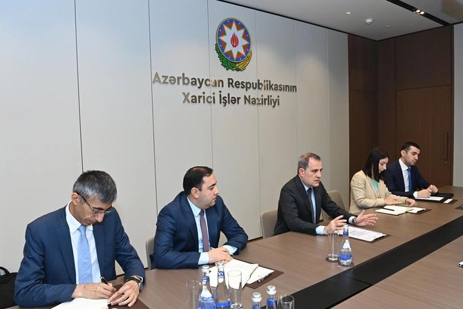 Ceyhun Bayramov AQEM-in icraçı direktoru ilə görüşdü — FOTOLAR