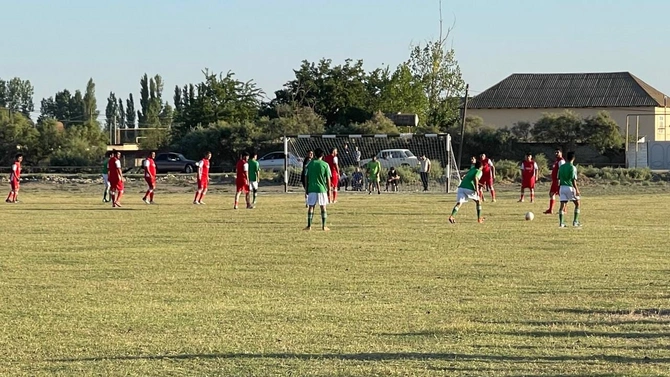 Salyanda şəhidlərin xatirəsinə həsr olunmuş açıq futbol turniri keçirilir — FOTOLAR