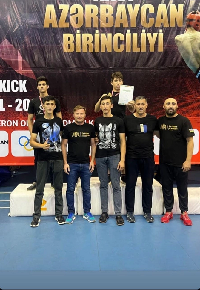 Ölkə çempionatında qalib gələn salyanlı idmançılarla görüş keçirildi — FOTOLAR