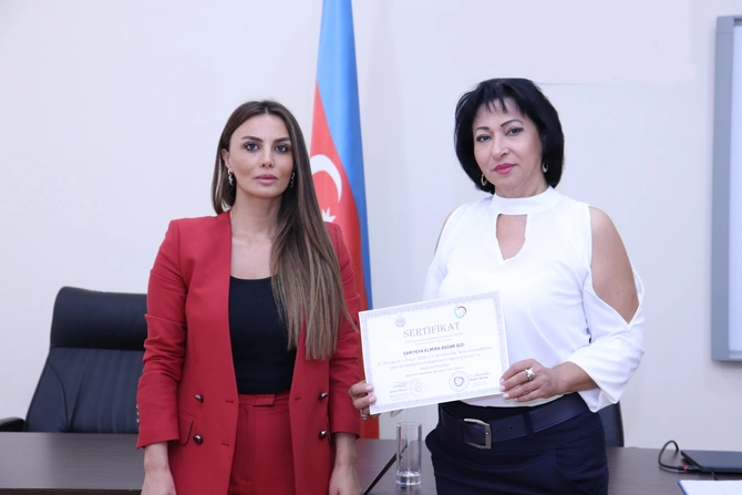 Mediatorlara sertifikatlar təqdim edildi — FOTOLAR