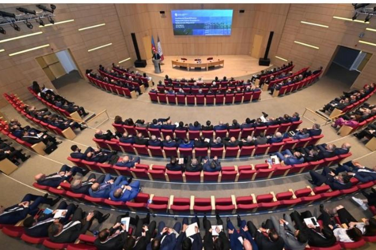 Bakıda Azərbaycan diplomatik xidmət orqanlarının rəhbərlərinin iclası keçirilir — FOTOLAR
