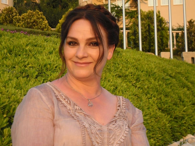 Məlahət Abbasova: “Ad günümü Vətənimdə qeyd edirəm” (FOTOLAR)