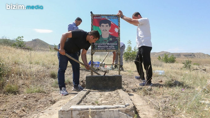 SƏFƏR QEYDLƏRİ: Viran olmuş Qubadlıda ilk hərbçi şəhidin məzarı yenidən bərpa olundu — VİDEO SƏFƏR QEYDLƏRİ: Viran olmuş Qubadlıda ilk hərbçi şəhidin məzarı yenidən bərpa olundu — VİDEO