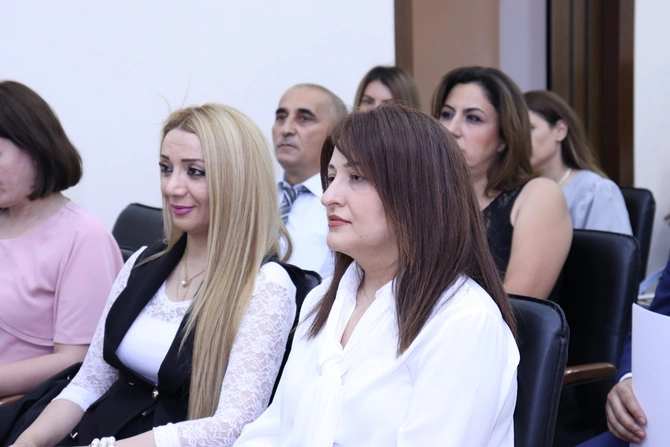 Mediatorlara sertifikatlar təqdim edildi — FOTOLAR
