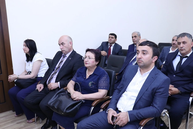 Mediatorlara sertifikatlar təqdim edildi — FOTOLAR