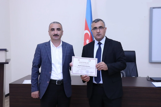 Mediatorlara sertifikatlar təqdim edildi — FOTOLAR