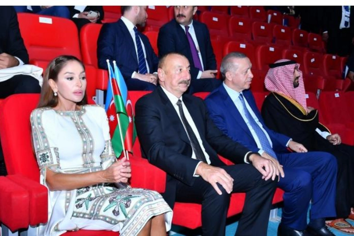 İlham Əliyev və Mehriban Əliyeva V İslam Həmrəyliyi Oyunlarının açılışında — YENİLƏNİB
