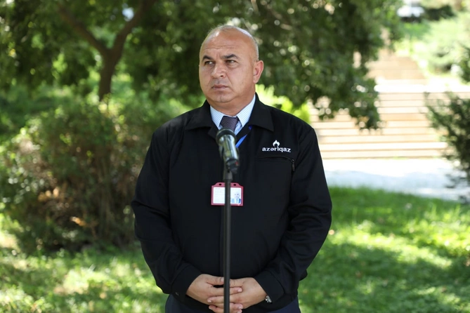 Bərdədə növbəti dəfə “Səyyar qəbul otağı” quruldu — FOTOLAR Bərdədə növbəti dəfə “Səyyar qəbul otağı” quruldu — FOTOLAR