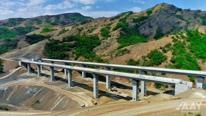 Əhmədbəyli-Füzuli-Şuşa avtomobil yolunun tikintisi sürətlə davam etdirilir — FOTOLAR
