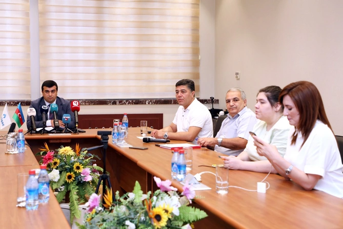 Baş direktorun müavini cari ilin 7 aylıq hesabatını təqdim etdi — FOTOLAR Baş direktorun müavini cari ilin 7 aylıq hesabatını təqdim etdi — FOTOLAR