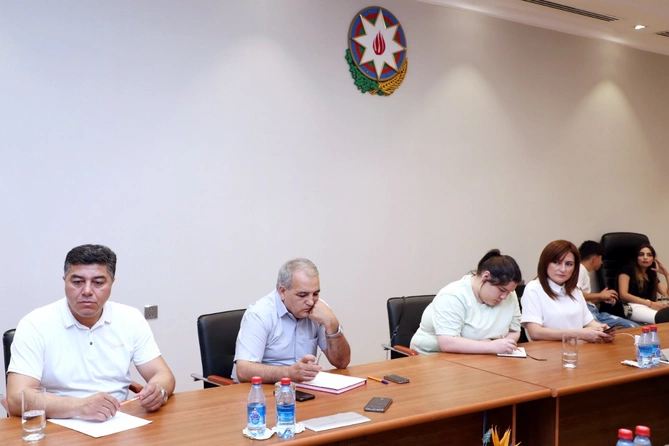 Baş direktorun müavini cari ilin 7 aylıq hesabatını təqdim etdi — FOTOLAR Baş direktorun müavini cari ilin 7 aylıq hesabatını təqdim etdi — FOTOLAR