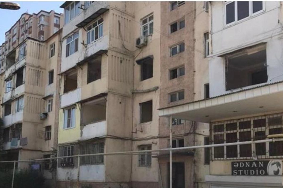Bakıda bu yaşayış binası sökülür — FOTOLAR