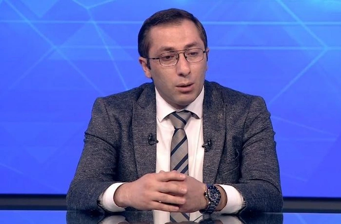 Təhsil proqramlarının hazırlanmasında hansı yeniliklər lazımdır? — RƏYLƏR