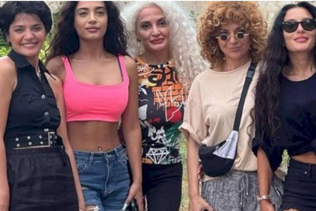 “Bəlkə Şuşaya yalnız hicab və çalmada gedək?”