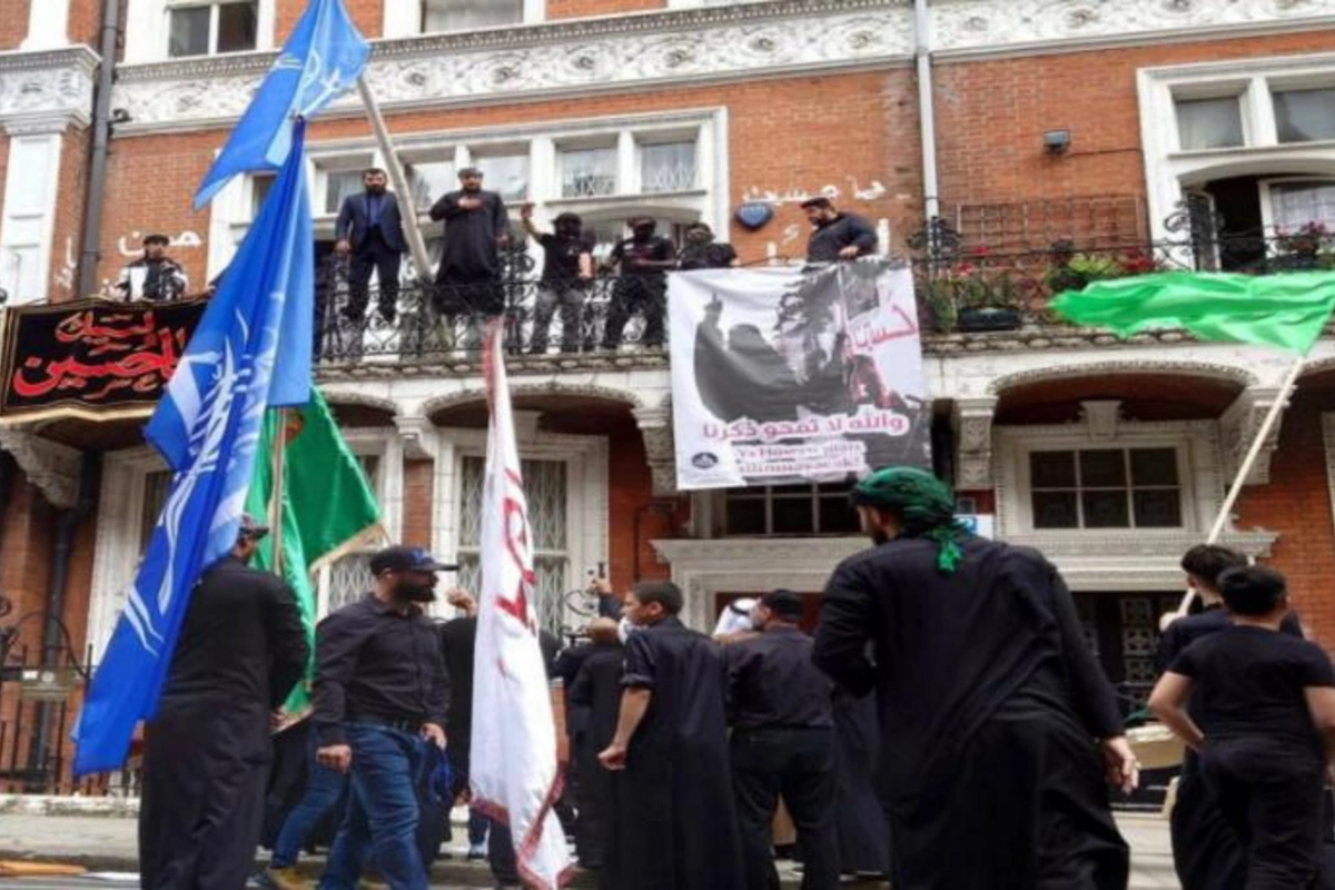 Britaniyalı nazir Azərbaycan səfirliyinə basqından təəssüflənib