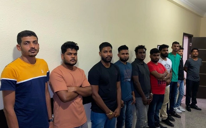 Azərbaycan sərhədini pozmaq istəyən 10 Şri-Lanka vətəndaşı saxlanıldı — FOTO Azərbaycan sərhədini pozmaq istəyən 10 Şri-Lanka vətəndaşı saxlanıldı — FOTO