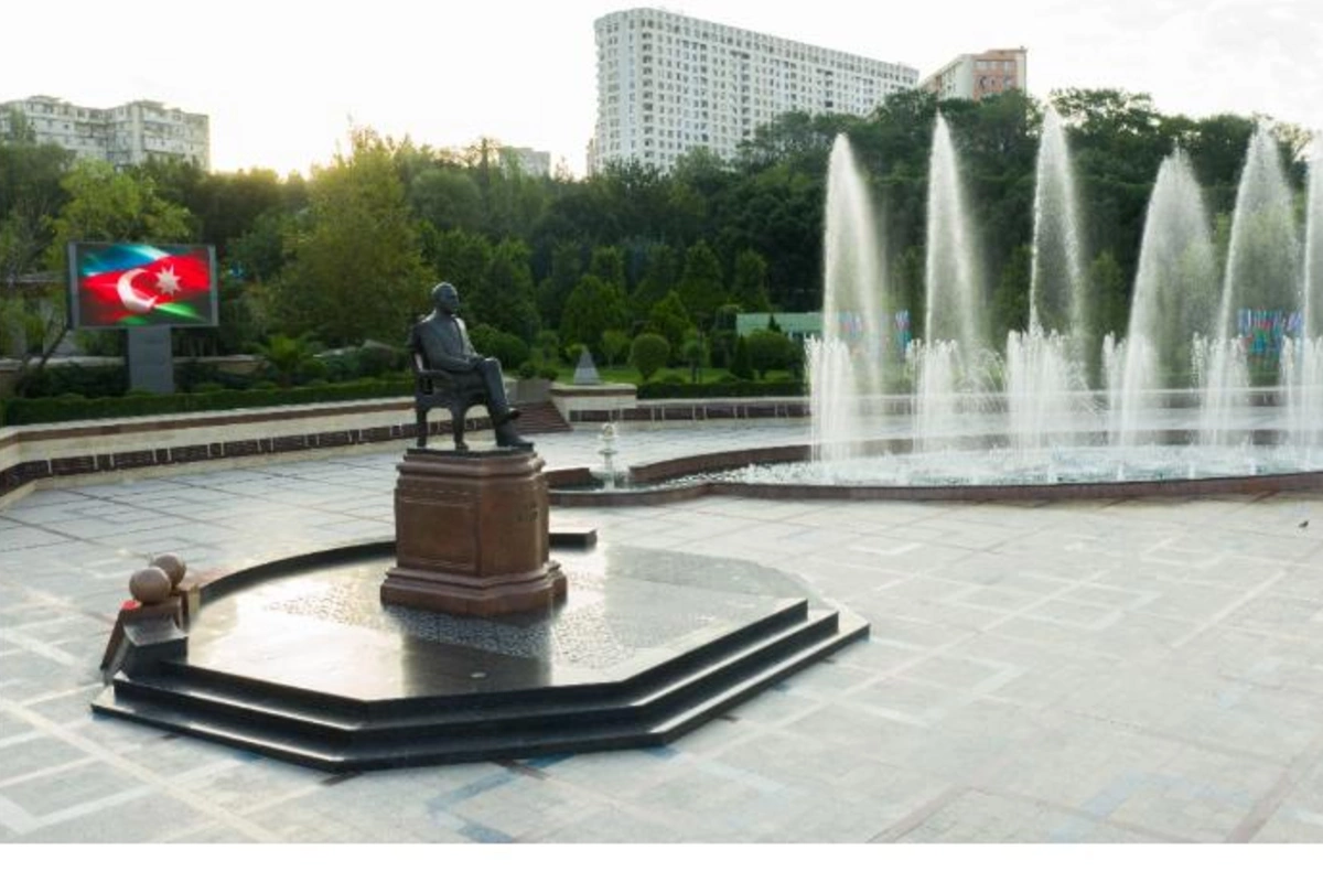 Xətaidə yerləşən Heydər Parkı yenidənqurma işlərindən sonra istifadəyə verildi — FOTOLAR