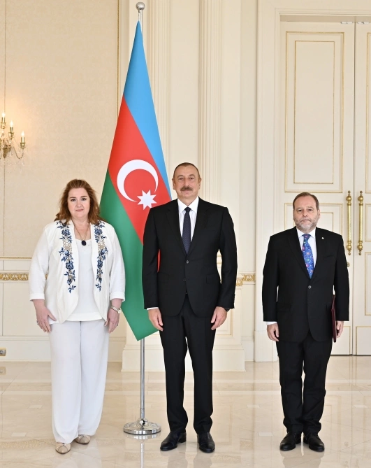 Prezident Argentinanın yeni səfirinin etimadnaməsini qəbul etdi — FOTOLAR