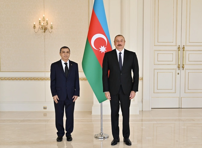 Prezident Türkmənistanın yeni səfirinin etimadnaməsini qəbul etdi — YENİLƏNİB Prezident Türkmənistanın yeni səfirinin etimadnaməsini qəbul etdi — YENİLƏNİB