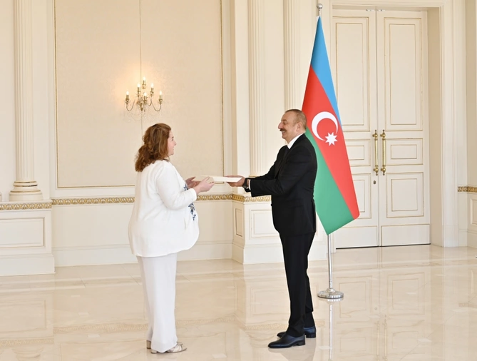 Prezident Argentinanın yeni səfirinin etimadnaməsini qəbul etdi — FOTOLAR