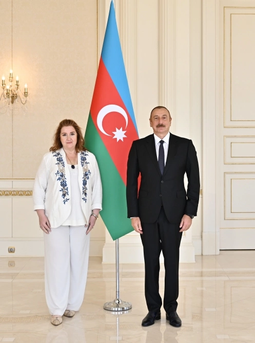 Prezident Argentinanın yeni səfirinin etimadnaməsini qəbul etdi — FOTOLAR
