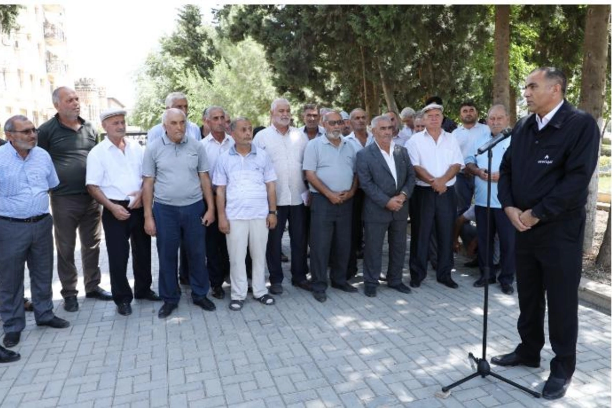 Hər bir müraciətə xüsusi həssaslıqla yanaşılır — FOTOLAR